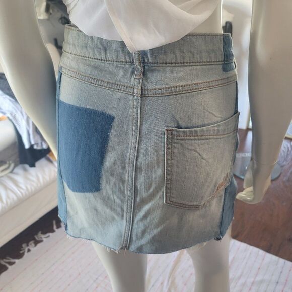 Express Denim Mini - Picture 4 of 4